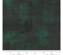 BasicGrey Grunge 108-inch Quilt Backing Christmas Green