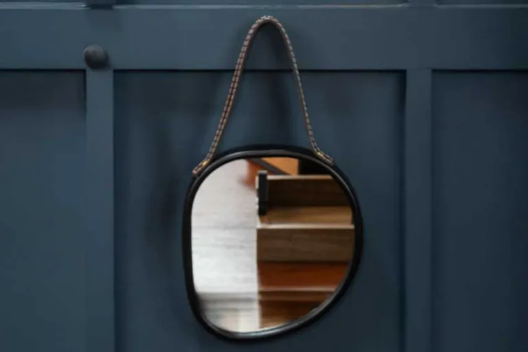Black Mirror with Leather Handle – 11″ x 0.75″ x 17.5″