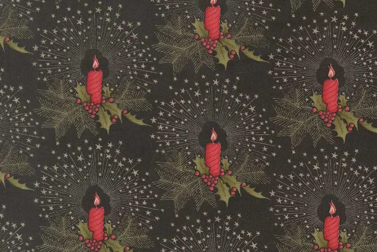 Candlelight Christmas Flurries on Crimson