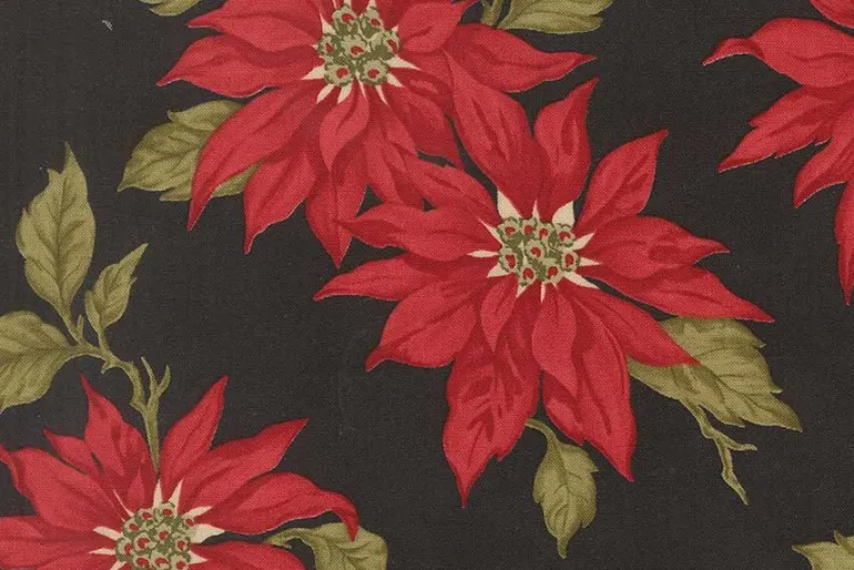 Candlelight Christmas Flurries on Crimson