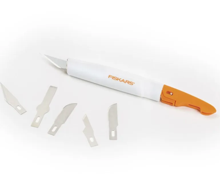 Fiskars Easy Change Detail Knife Kit (1 Case, 1 Handle, 11 Blades)