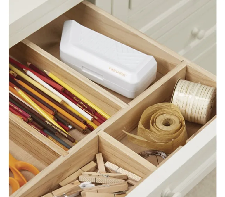 Fiskars Easy Change Detail Knife Kit (1 Case, 1 Handle, 11 Blades)