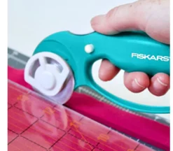 Fiskars Garment Sewing Essentials Set