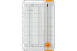Fiskars Surecut Paper Trimmer – 9-inch