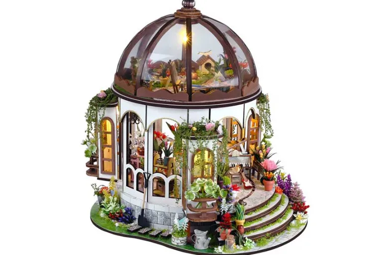 Hands Craft Greenhouse Oasis DIY Miniature House Kit