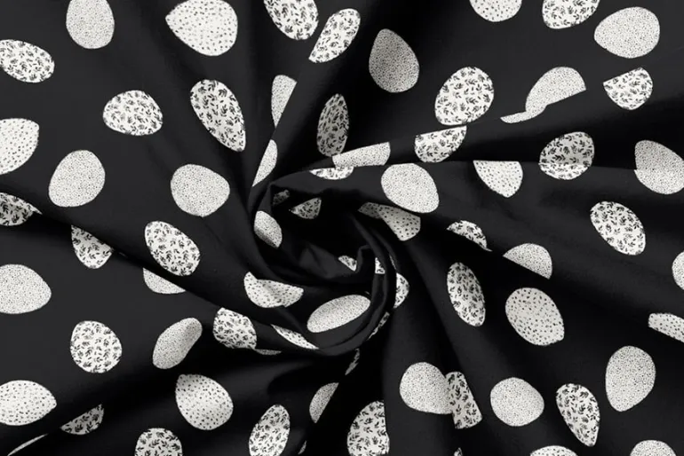 Hen House Leaves in Tonal Black