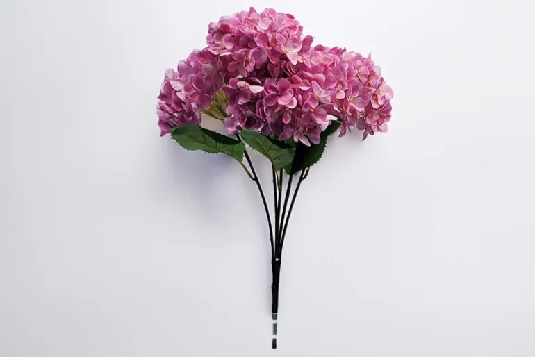 14″ Hydrangea Stem, Cream