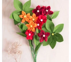Kikkerland Crafters Felt Flower Bouquet Kit