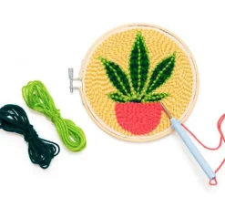 Kikkerland Punch Needle Kit – Tulips