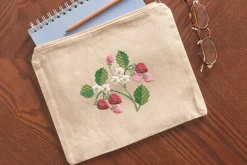 Leisure Arts Botanical Beauties Embroidery Book
