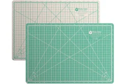 Lori Holt Cute Cuts Leaf/Latte 12-in x 18-in Cutting Mat