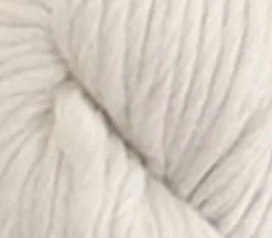 Magnum Yarn – Ecru