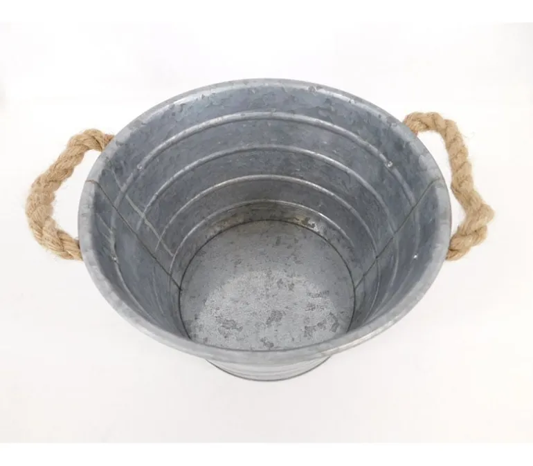 Metal Galvanized Oval Bucket – Rustic Storage & Décor