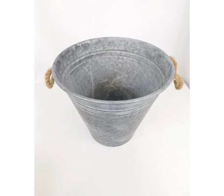 Metal Galvanized Oval Bucket – Rustic Storage & Décor