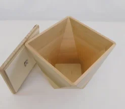 Modern Square/Angular Box with Handle – Large