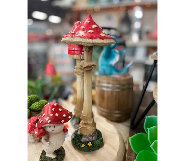 Mushroom with Pointy Top – 10-inch