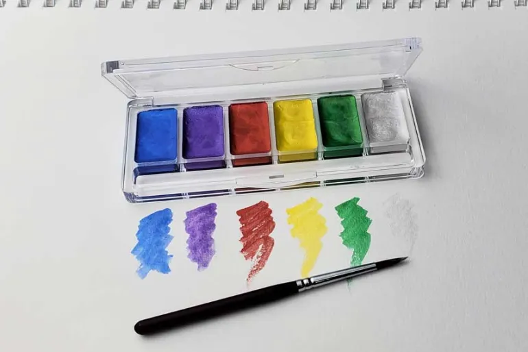 20pc. Interchangeable Paint Brushes with Retractable Handles