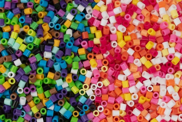 Perler Bead Bucket Kit – 8500pc. – Pets