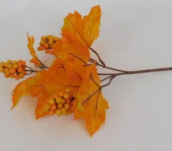 Pick – Maple Leaves With Berries – 12-inch