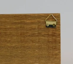 Plaque With 3 Hooks