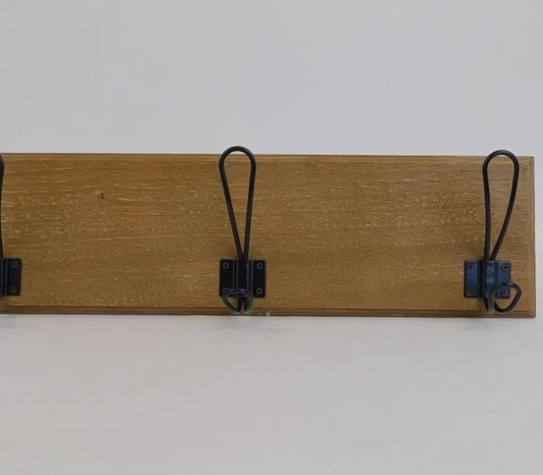 Plaque With 3 Hooks