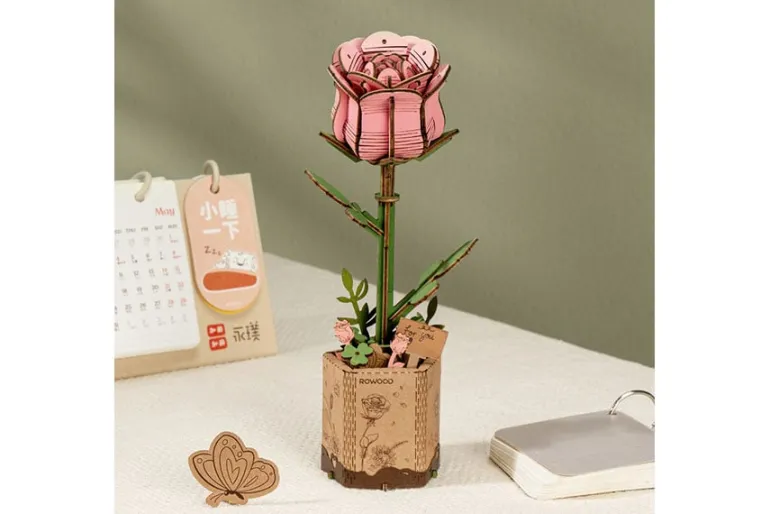 Robotime Rowood Wooden Bloom Craft – Orange Tulip