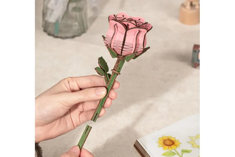 Robotime Rowood Wooden Bloom Craft – Orange Tulip