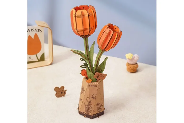 Robotime Rowood Wooden Bloom Craft – Red Camellia