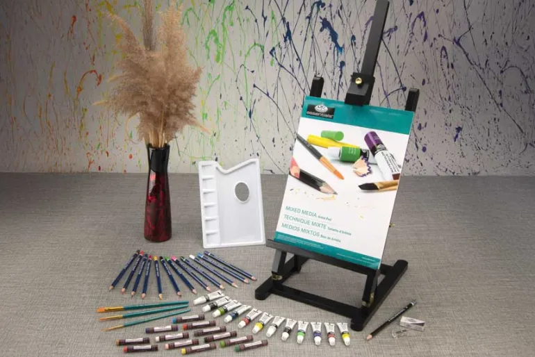 Royal & Langnickel Essentials Keep N’ Carry Acrylic Set 13pc