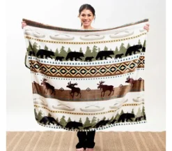Sherpa Throw Blanket – Pinecone