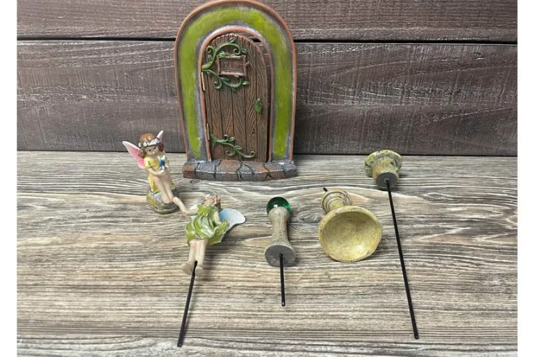 SPC Mini Fairy Garden Scene Set – 22 Piece