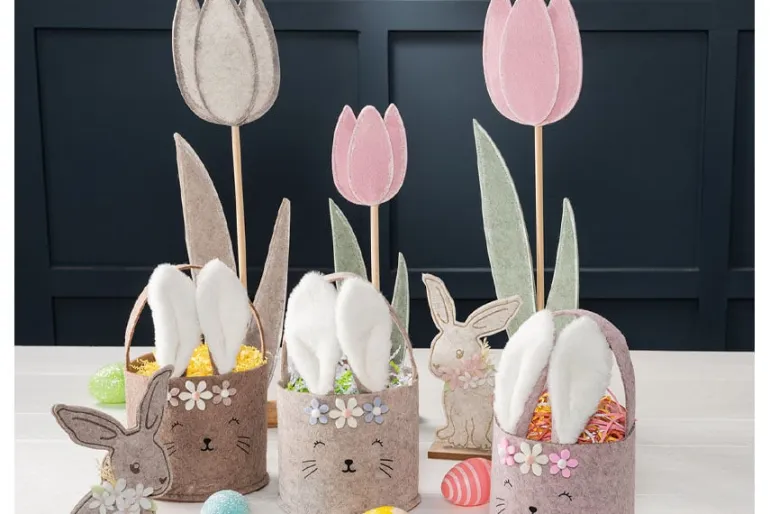 SPC Pink Felt Tulip on Stand – 17-inch