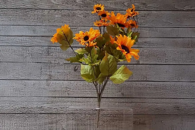 19.5″ Sunflower Mix Bush