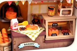 Teddy’s Breadbox Mini House Kit