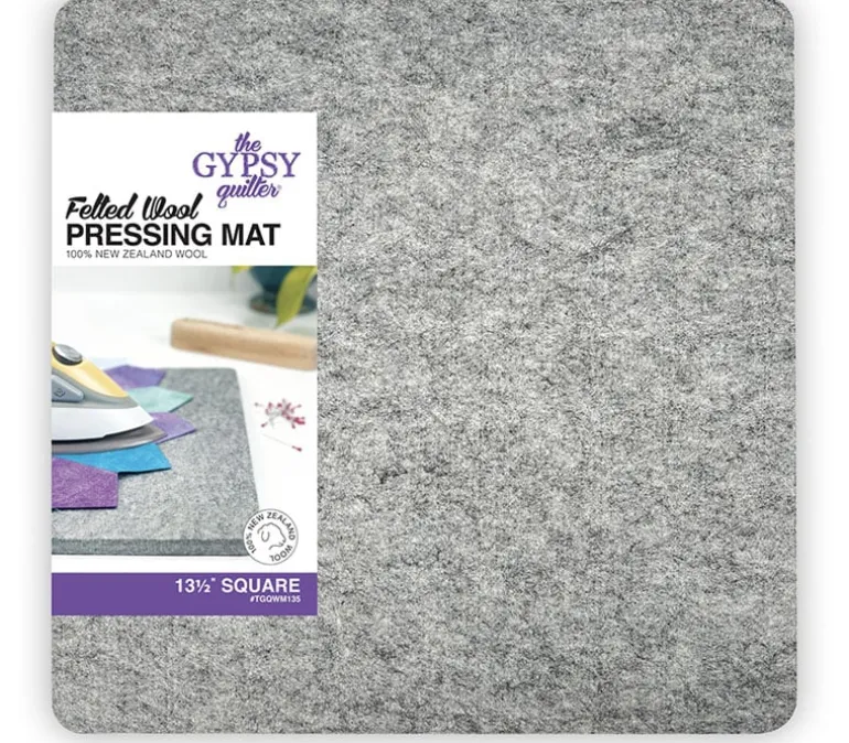 The Gypsy Quilter Wool Mat Cleaning Tool – 7-inches by 4 3/4-inches. TGQ135
