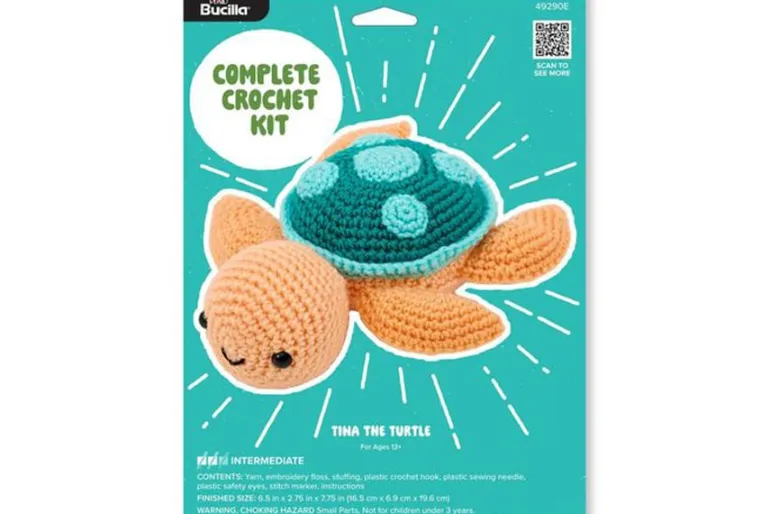 Tina the Turtle Amigurumi Crochet Kit