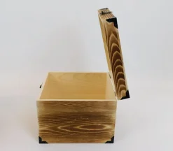 Trunk with Metal Details – Medium