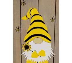 Vinyl Rub-On – Bee Gnome – Black and Yellow