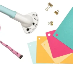 We R Memory Keepers Crop-A-Dile Tool – Eyelet & Snap Punch