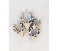 Wooden Deer Heads in Assorted Sizes – 12 Piece